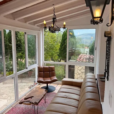 Villa Haus Garten Eden
