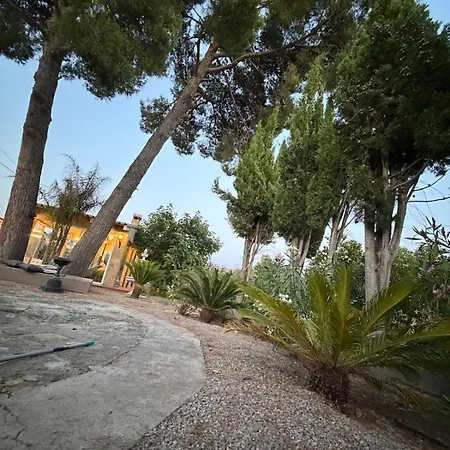 Haus Garten Eden Villa *